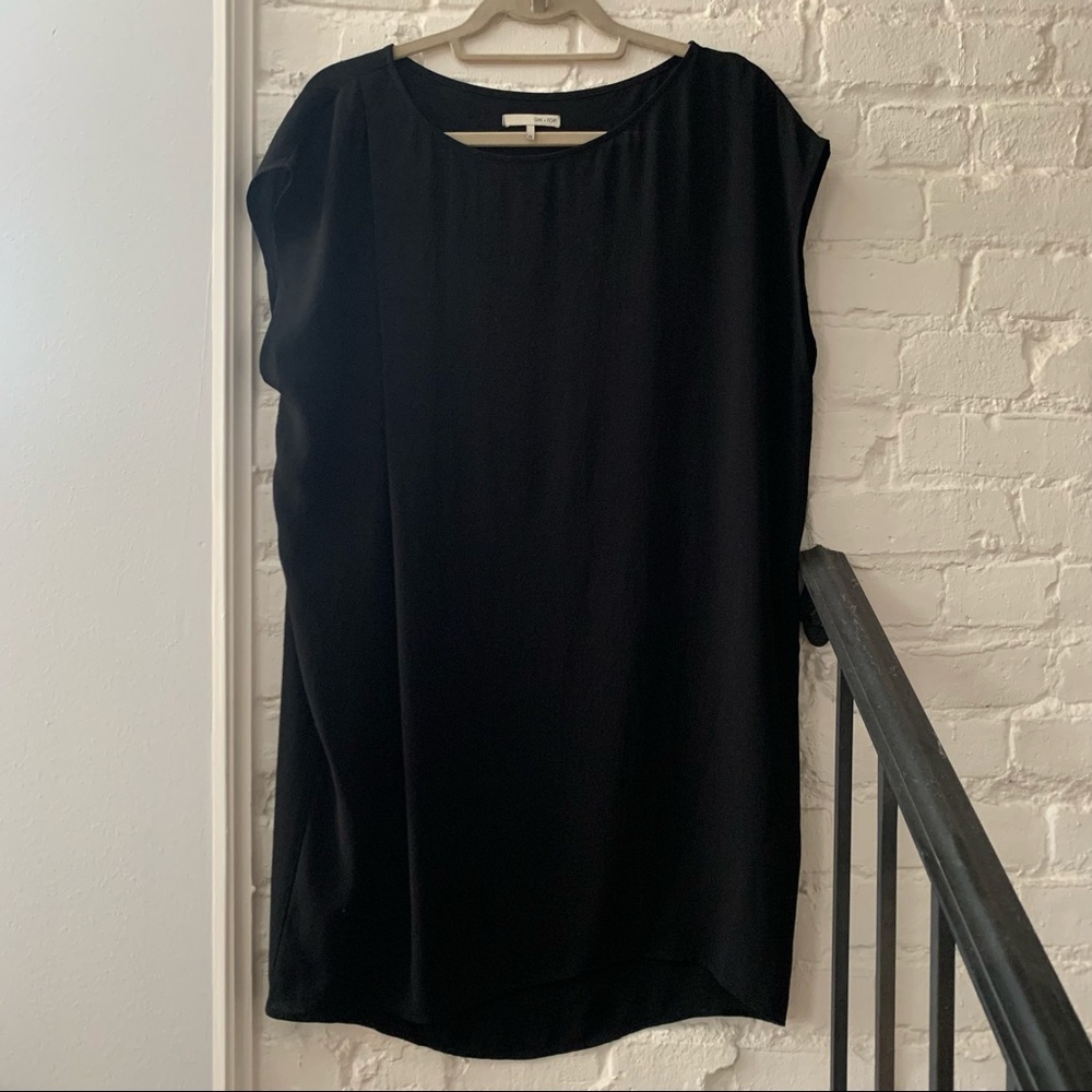 Oak and fort black dress